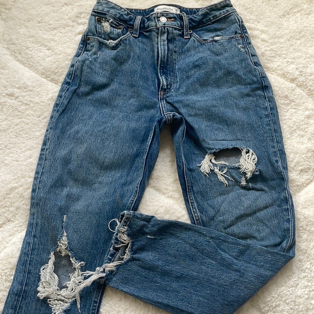 Abercrombie Curve Love Mom Jean